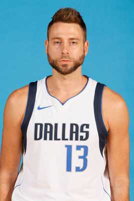 约什·麦克罗伯茨(Josh McRoberts  )
