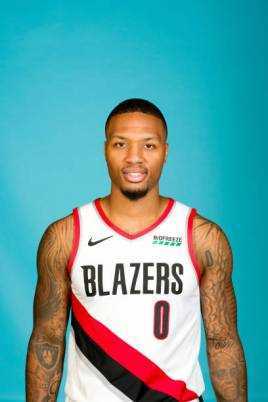 达米安-利拉德(Damian Lillard)