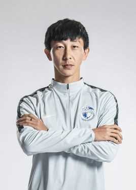  崔明安(Cui Mingan)