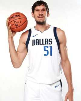 博班-马里亚诺维奇(Boban Marjanovic)