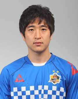  金龙泰(Kim Yong Tae)
