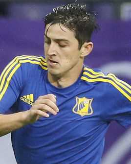  萨达尔·阿兹穆恩(Sardar Azmoun)