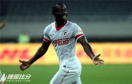 邱卡(Derick Ogbu)