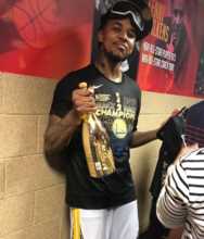 2017-18赛季总冠军香槟庆祝